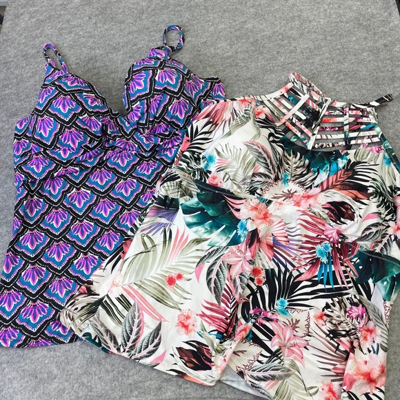 Leilani Other - Lot of 2 Leilani Plus Raisins Curve Tankini Tops Size 24W Floral Geometric NWT